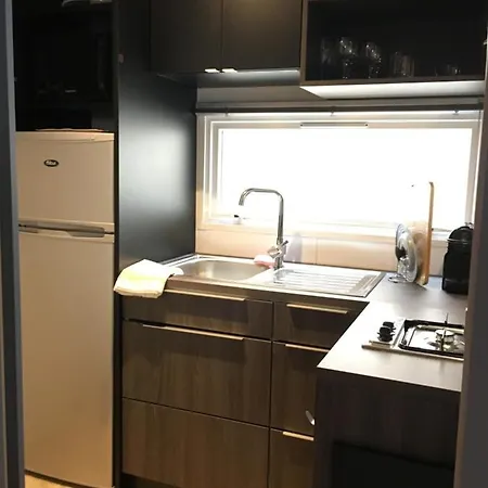 2 Mobile Homes Incroyable Vue Mer, Agay Camping *