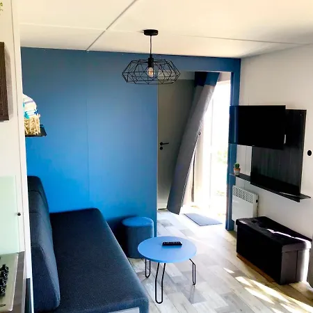 2 Mobile Homes Incroyable Vue Mer, Agay Camping